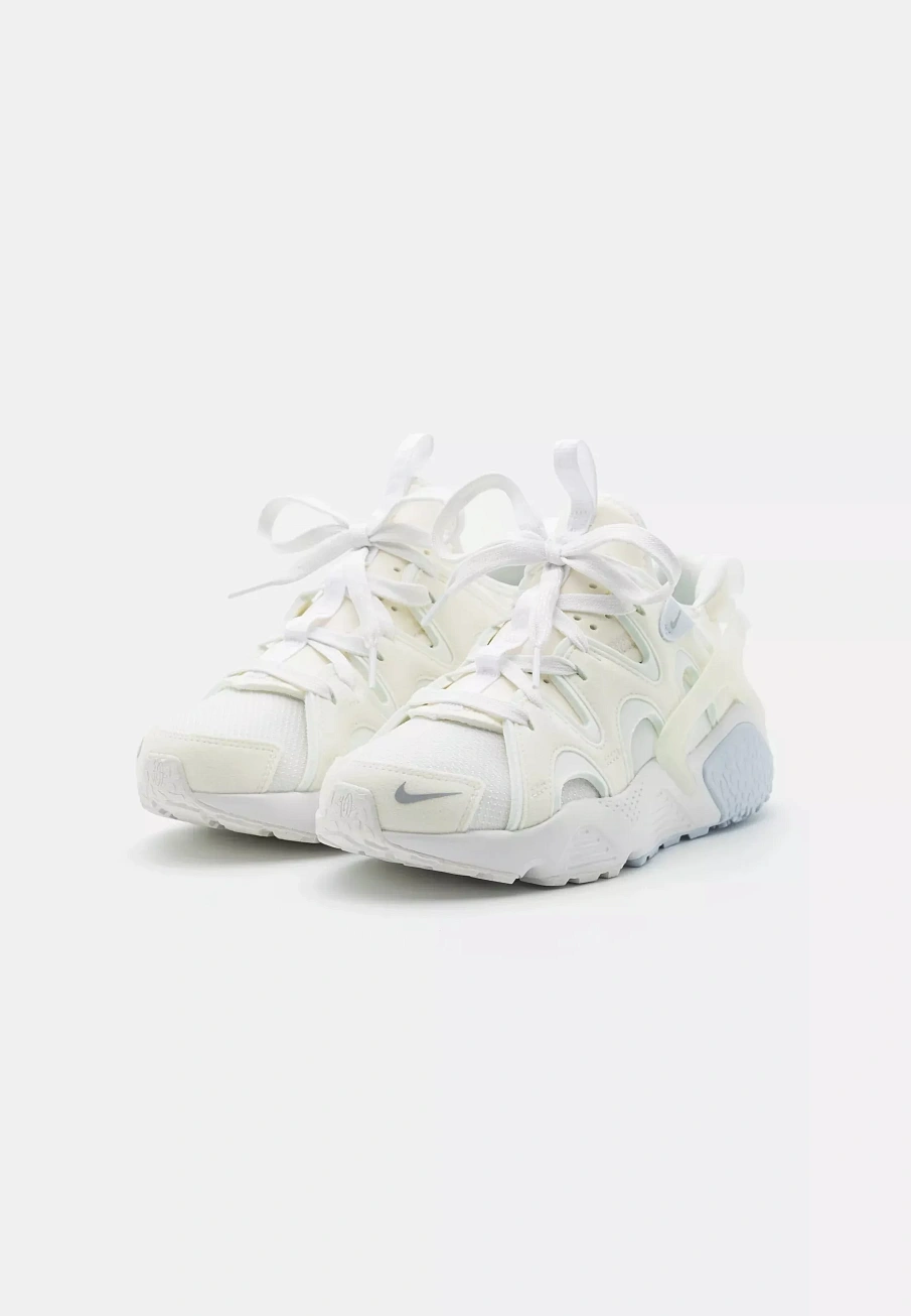 Фото № 4 с приближением к товару «‎AIR HUARACHE»