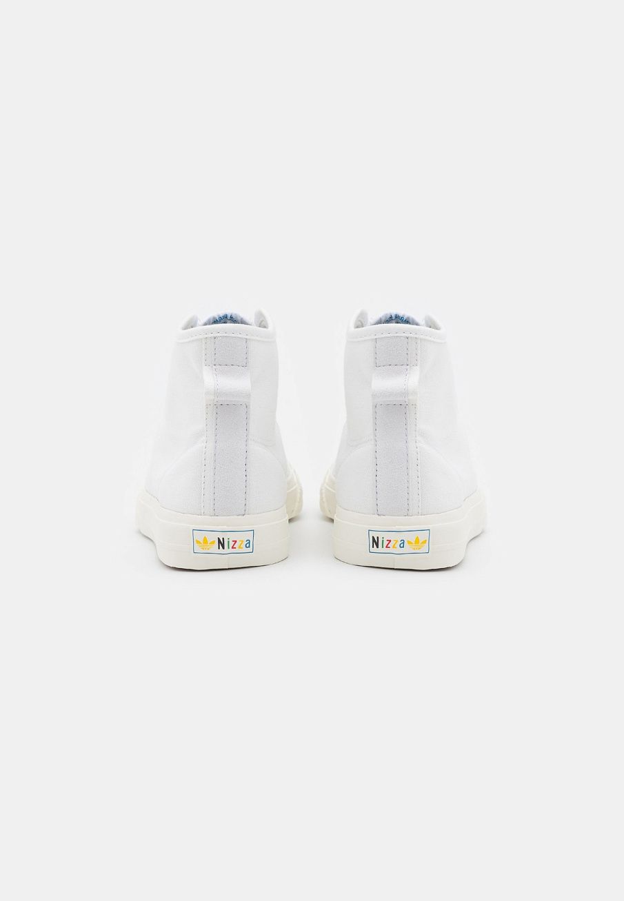 Фото № 4 с приближением к товару «‎Adidas Nizza »