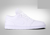 Фото № 1 с приближением к товару «‎Nike Air Jordan 1 Retro Triple »
