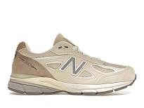 Фото № 1 с приближением к товару «‎New Balance 990v4»