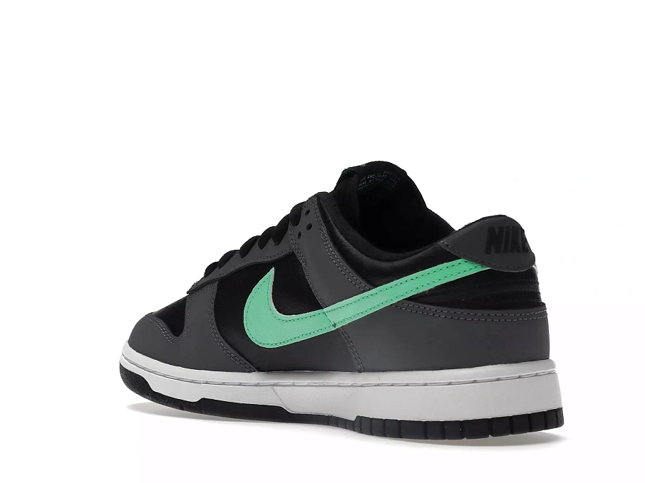 Фото № 2 с приближением к товару «‎Nike Dunk Low Retro Green Glow»