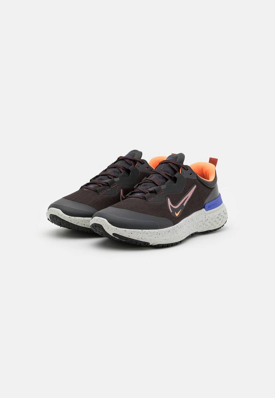 Фото № 2 с приближением к товару «‎Nike React Miler 2 Shield»
