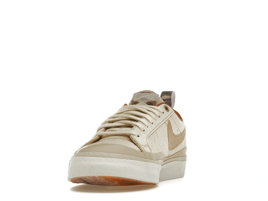 Фото № 2 с приближением к товару «‎Nike SB Blazer Low Doyenne Skateboards»