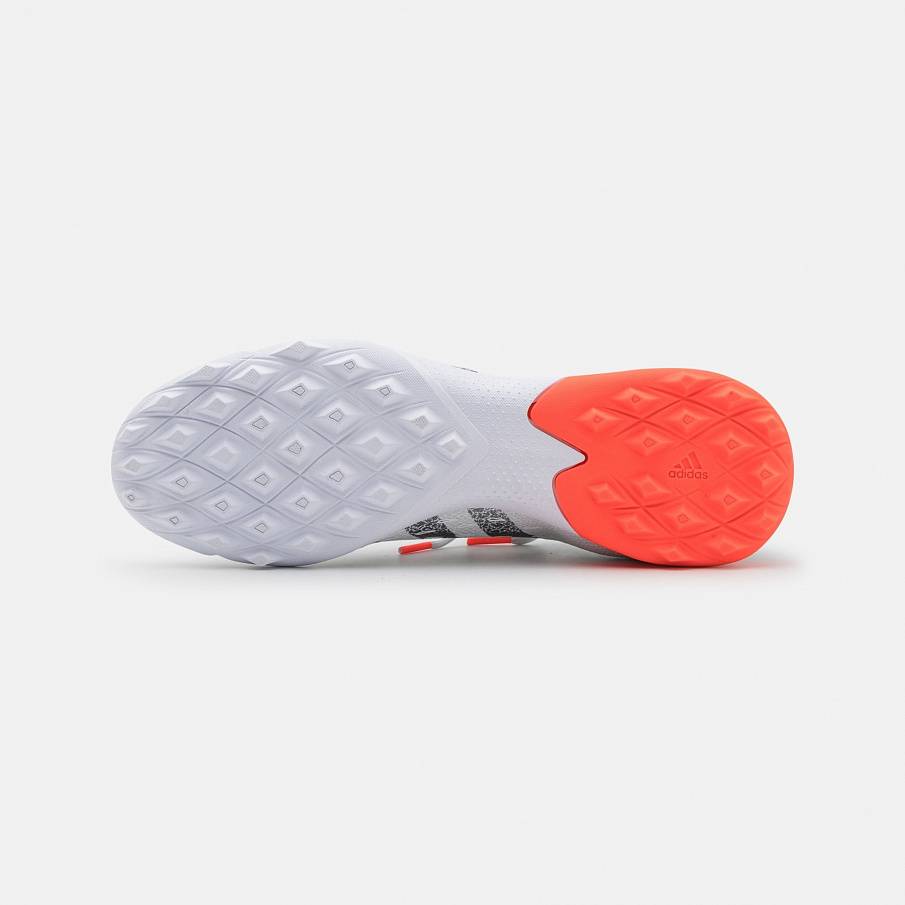 Фото № 5 с приближением к товару «‎Adidas Freak .3 L TF»
