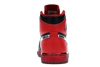 Фото № 4 с приближением к товару «‎Jordan 1 Retro Legends Of Summer Black»