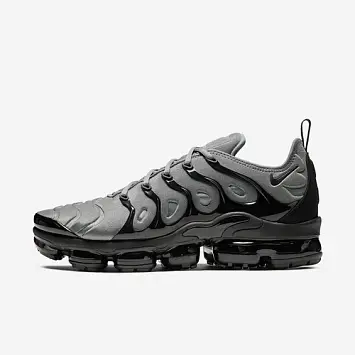 Nike Air Vapormax Plus - 1