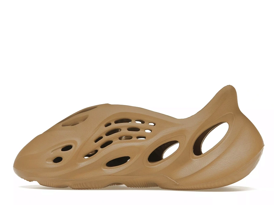 Фото № 2 с приближением к товару «‎adidas Yeezy Foam RNR Clay Taupe»