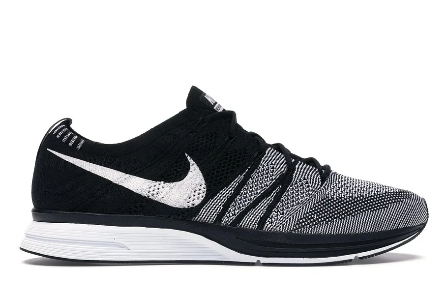 Фото № 1 с приближением к товару «‎Nike Flyknit Trainer Oreo»