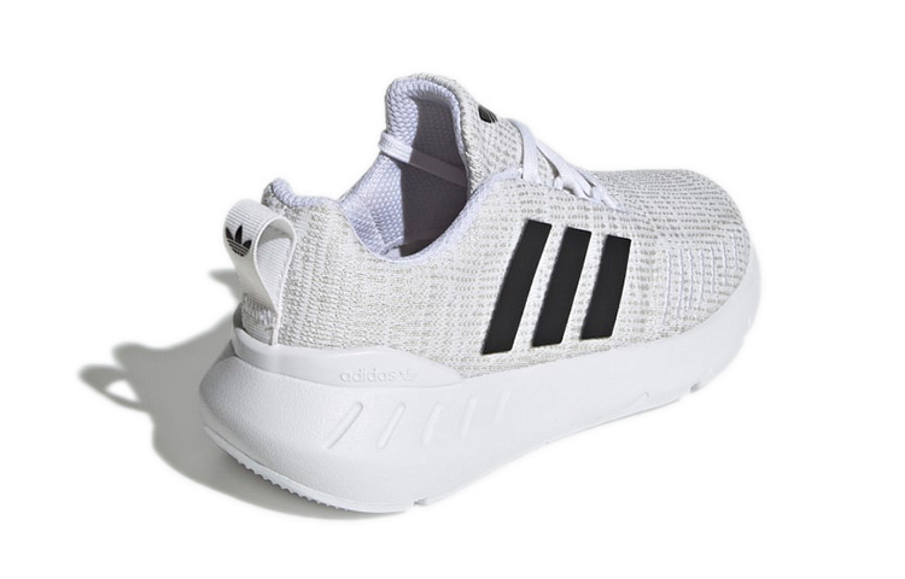 Фото № 4 с приближением к товару «‎BP adidas originals Swift Run 22 Running Shoes»