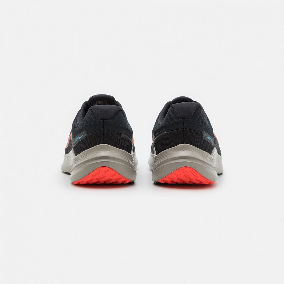 Фото № 3 с приближением к товару «‎Nike Quest 5»