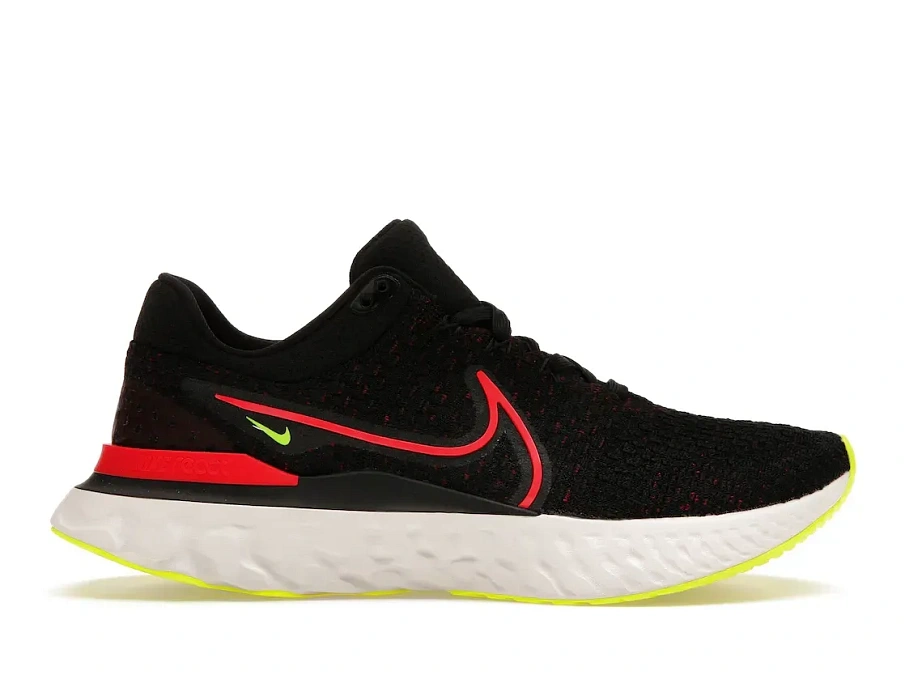 Фото № 1 с приближением к товару «‎Nike React Infinity Run Flyknit 3 Black Siren Red Volt»
