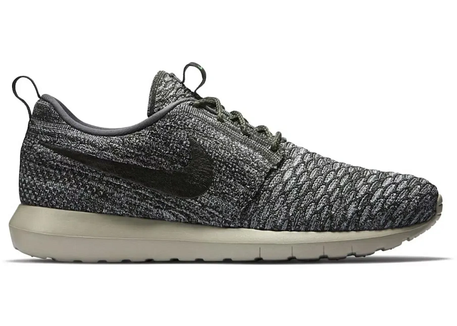 Фото № 1 с приближением к товару «‎Nike Roshe Run»