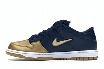 Фото № 3 с приближением к товару «‎Nike SB Dunk Low Supreme Jewel Swoosh Gold»