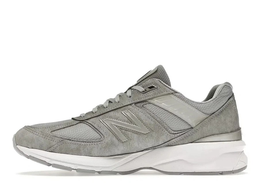 Фото № 3 с приближением к товару «‎New Balance 990v5»