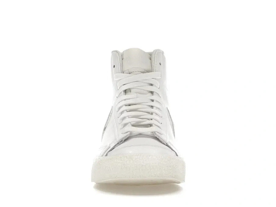 Фото № 2 с приближением к товару «‎Nike Blazer Mid 77 Essential»