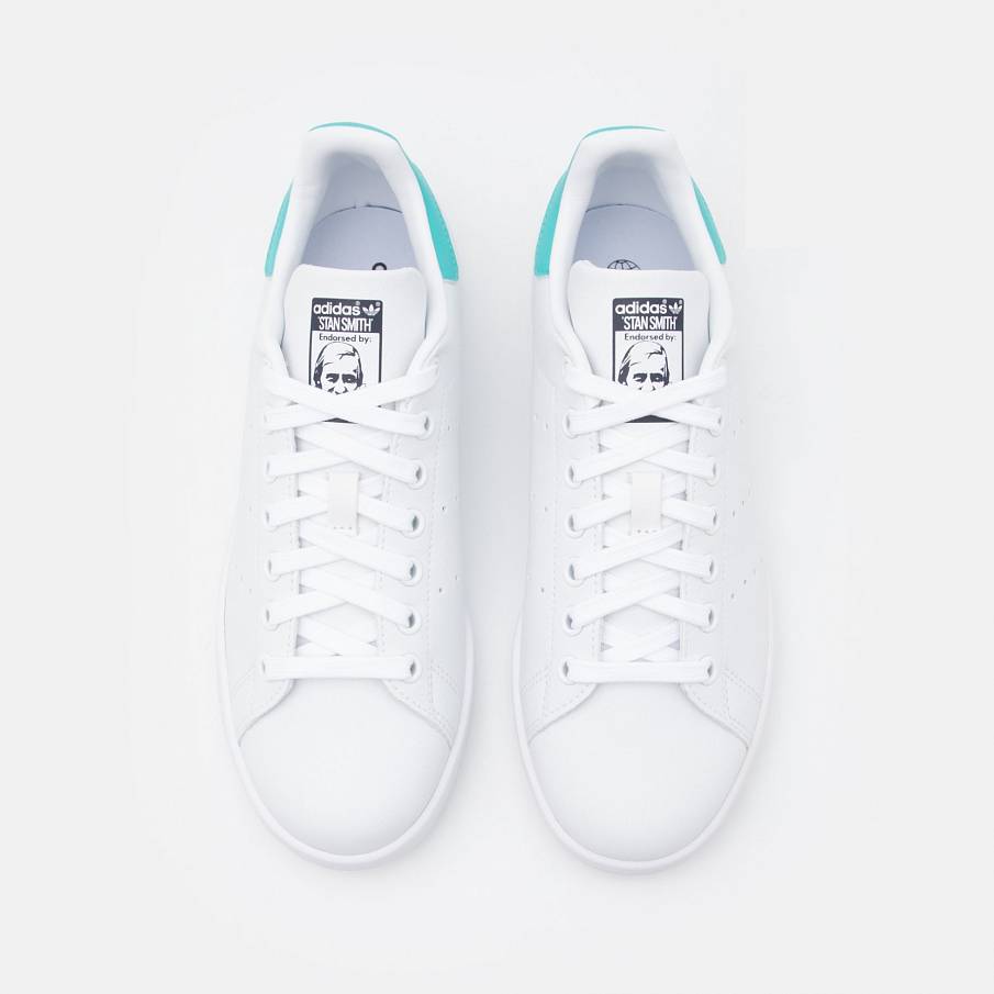 Фото № 4 с приближением к товару «‎Adidas Stan Smith »
