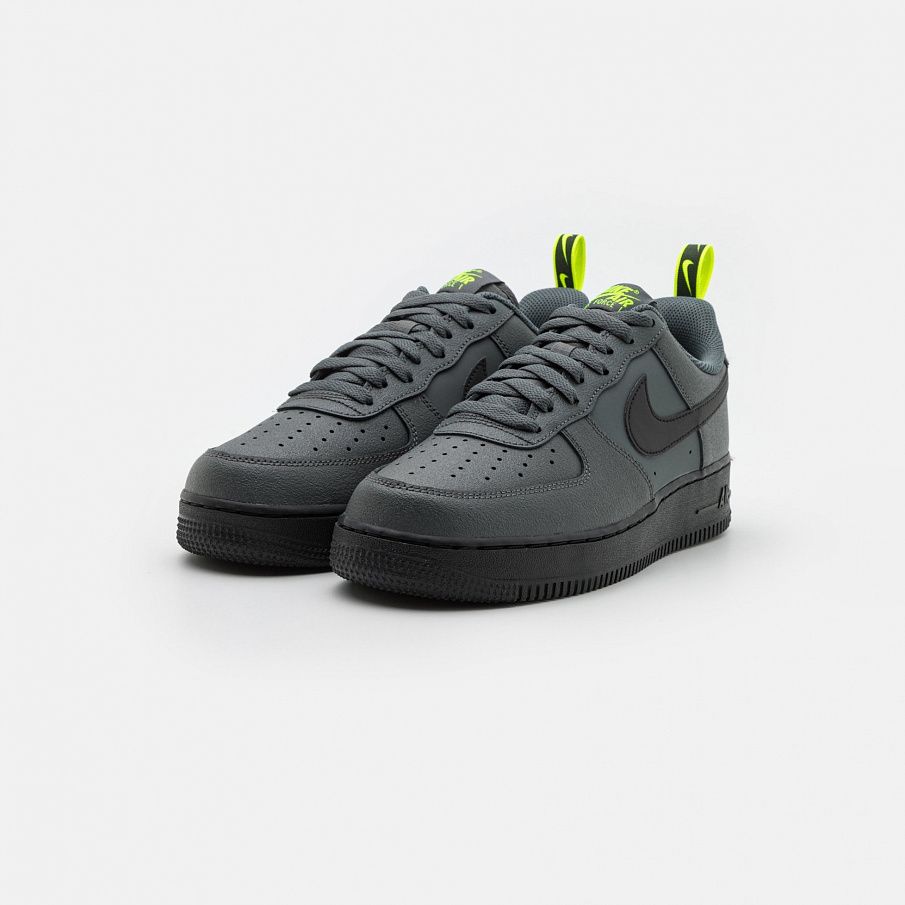 Фото № 3 с приближением к товару «‎Nike Air Force 1 07 WT »