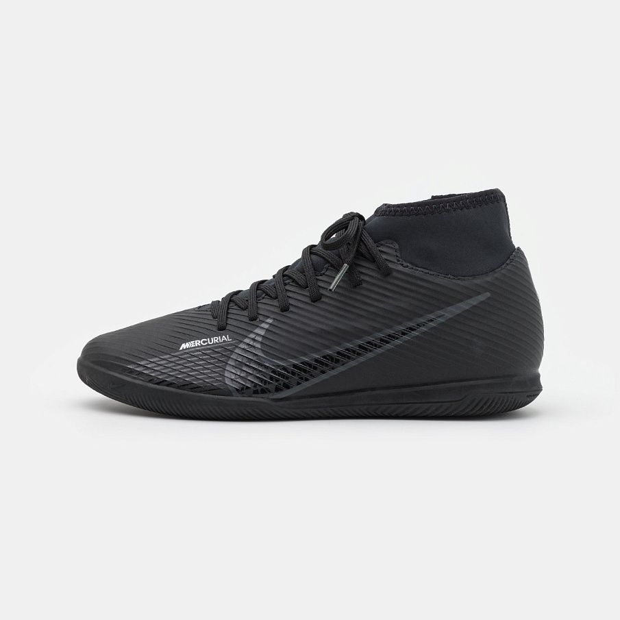 Фото № 1 с приближением к товару «‎Nike 9 Club IC »