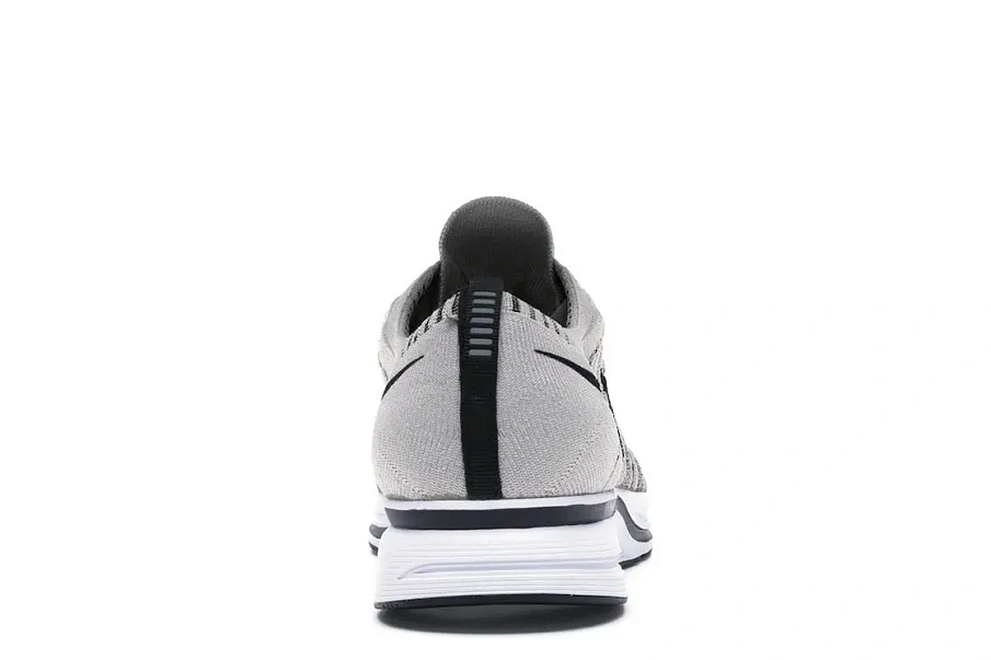 Фото № 4 с приближением к товару «‎Nike Flyknit Trainer Pale Grey»