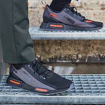 Фото № 3 с приближением к товару «‎Adidas Nmd_r1 Spectoo »
