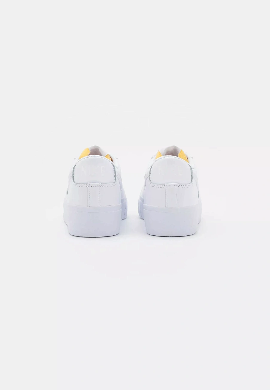 Фото № 3 с приближением к товару «‎BLAZER PLATFORM»