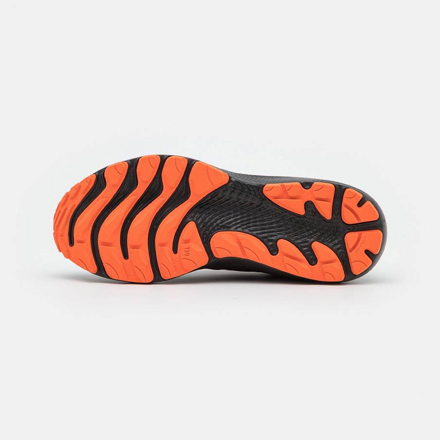 Фото № 4 с приближением к товару «‎Asics Gel Cumulus 24 Gtx»
