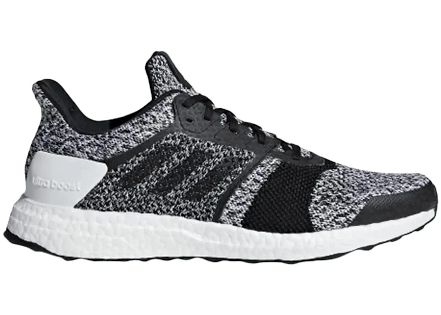 Фото № 1 с приближением к товару «‎adidas Ultraboost ST Black White»