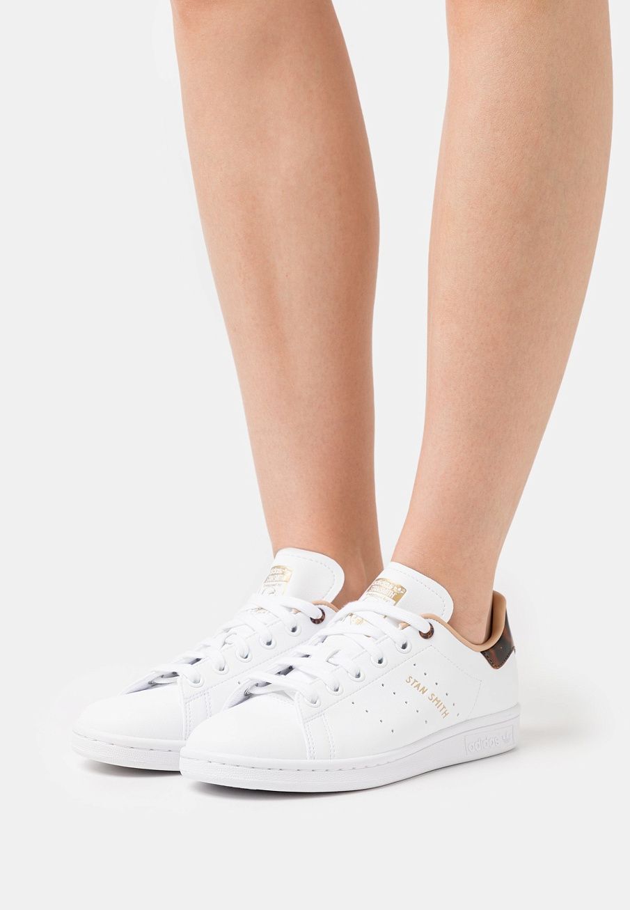 Фото № 2 с приближением к товару «‎Adidas Stan Smith »