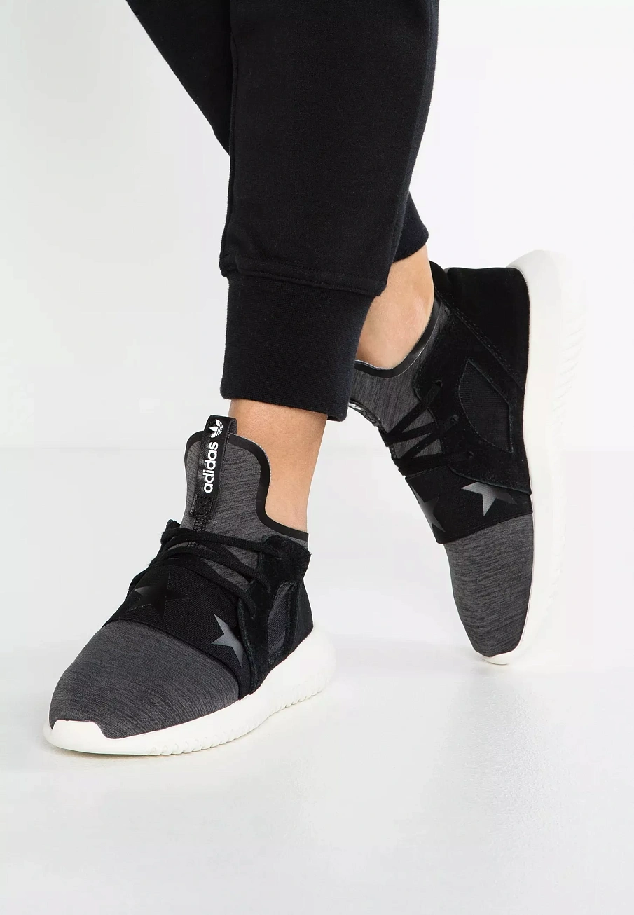 Фото № 1 с приближением к товару «‎TUBULAR DEFIANT »
