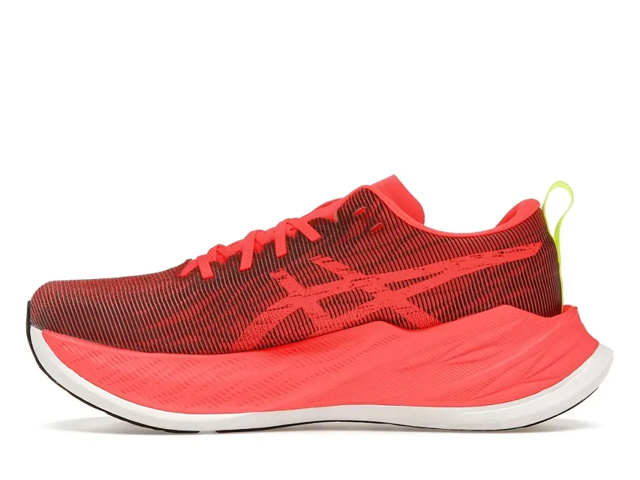 Фото № 3 с приближением к товару «‎ASICS Superblast»