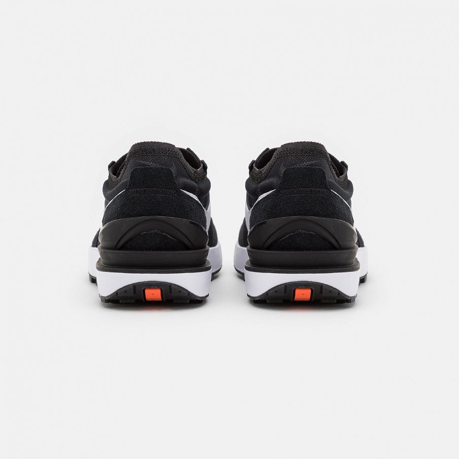 Фото № 3 с приближением к товару «‎Nike Waffle One »