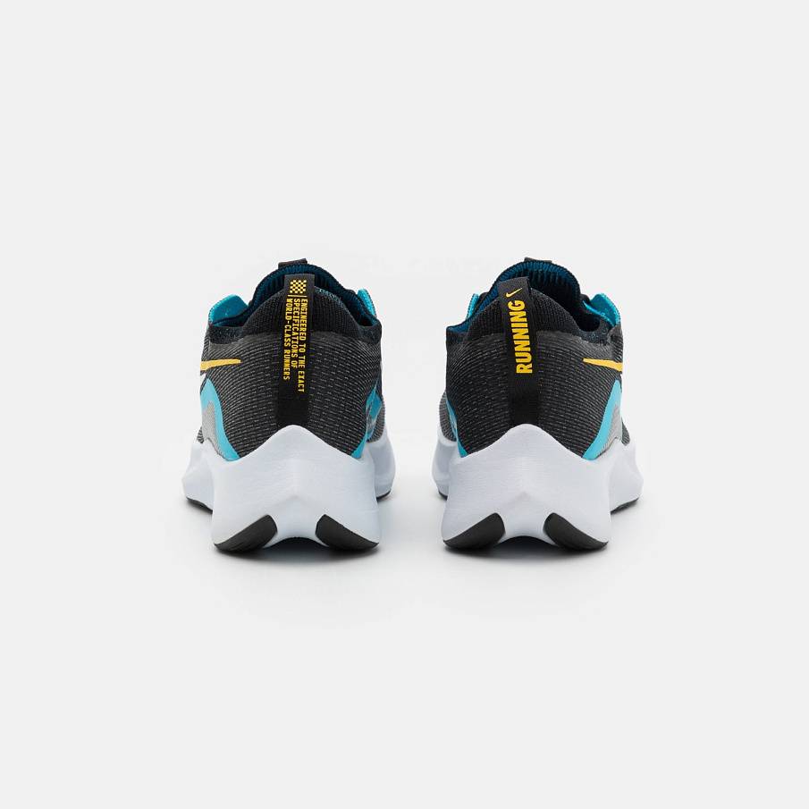 Фото № 3 с приближением к товару «‎Nike Zoom Fly 4»