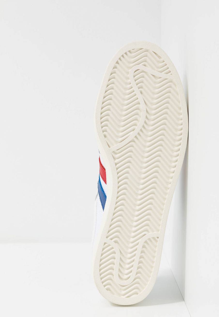 Фото № 5 с приближением к товару «‎Adidas Americana »