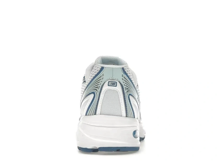 Фото № 4 с приближением к товару «‎New Balance 740v2»