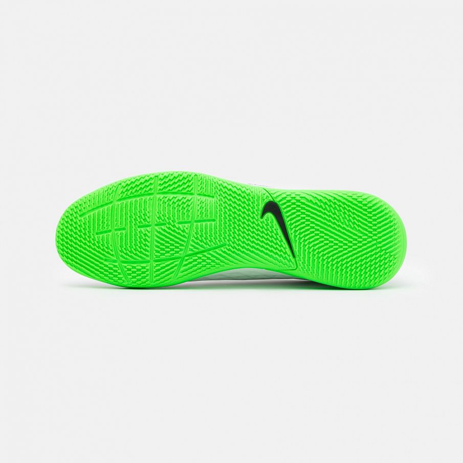 Фото № 5 с приближением к товару «‎Nike Tiempo Legend 8 Club IC »
