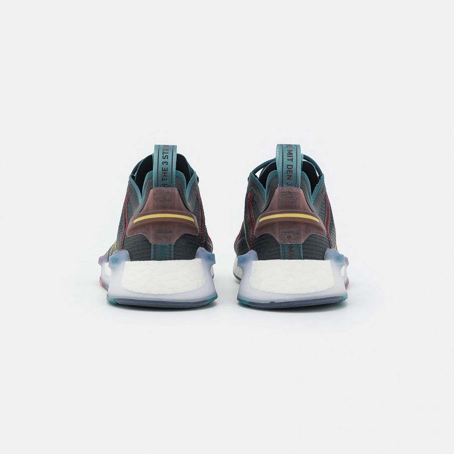 Фото № 4 с приближением к товару «‎Adidas Nmd R1 V3 »