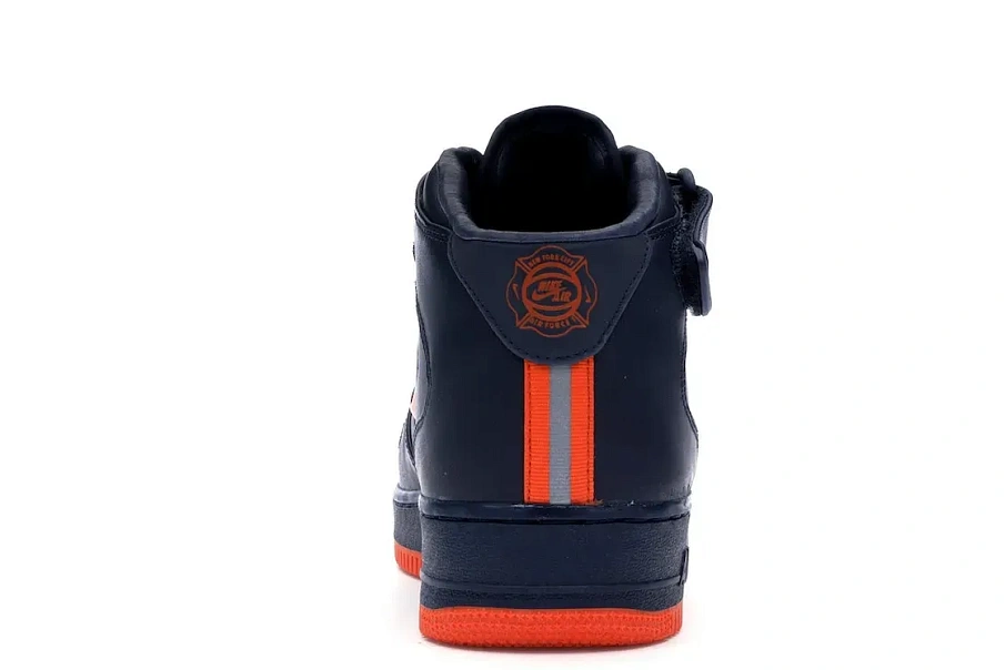 Фото № 4 с приближением к товару «‎Nike Air Force 1 Mid NYC Obsidian Orange»