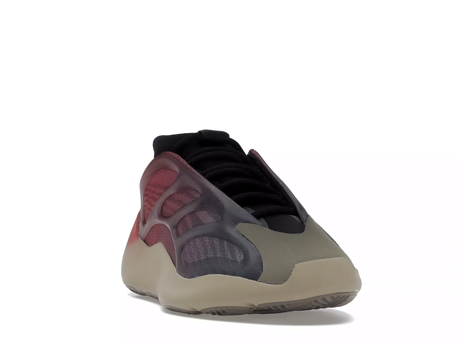Фото № 3 с приближением к товару «‎adidas Yeezy 700 V3 Fade Carbon»