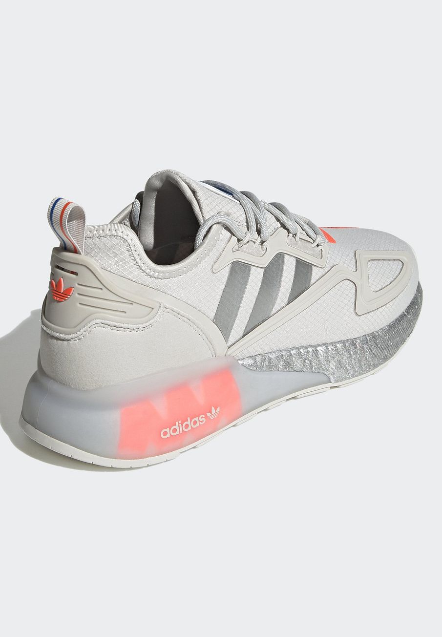 Фото № 4 с приближением к товару «‎Adidas ZX 2K Boost »