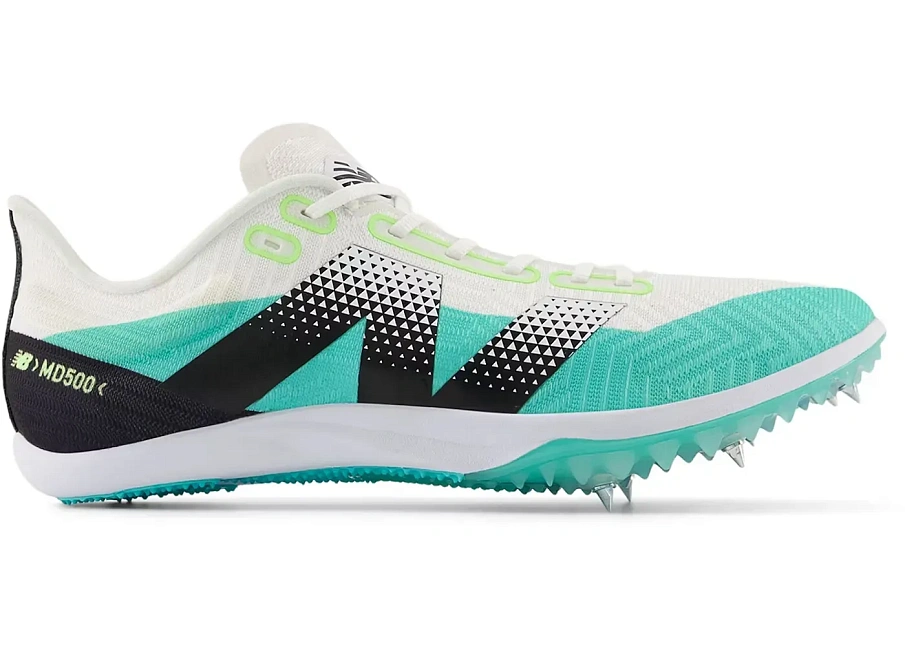 Фото № 1 с приближением к товару «‎New Balance FuelCell MD500 v9»