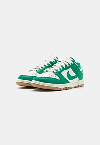 Фото № 2 с приближением к товару «‎DUNK LOW»