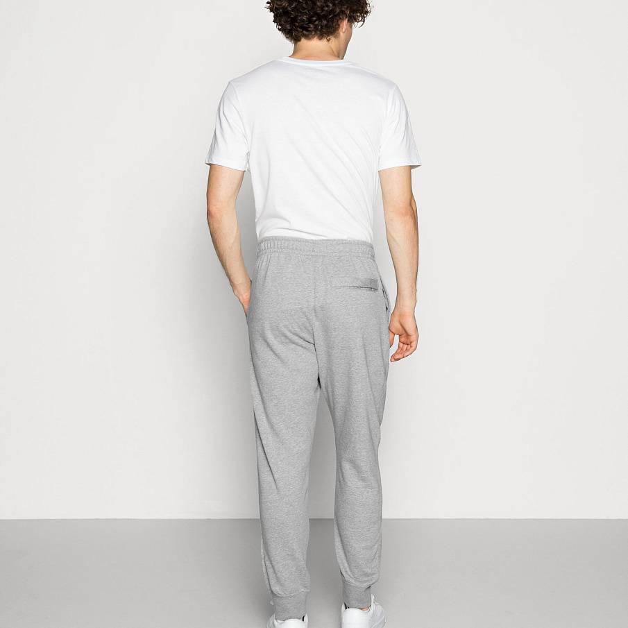 Фото № 3 с приближением к товару «‎Nike Hosen Club Jogger»