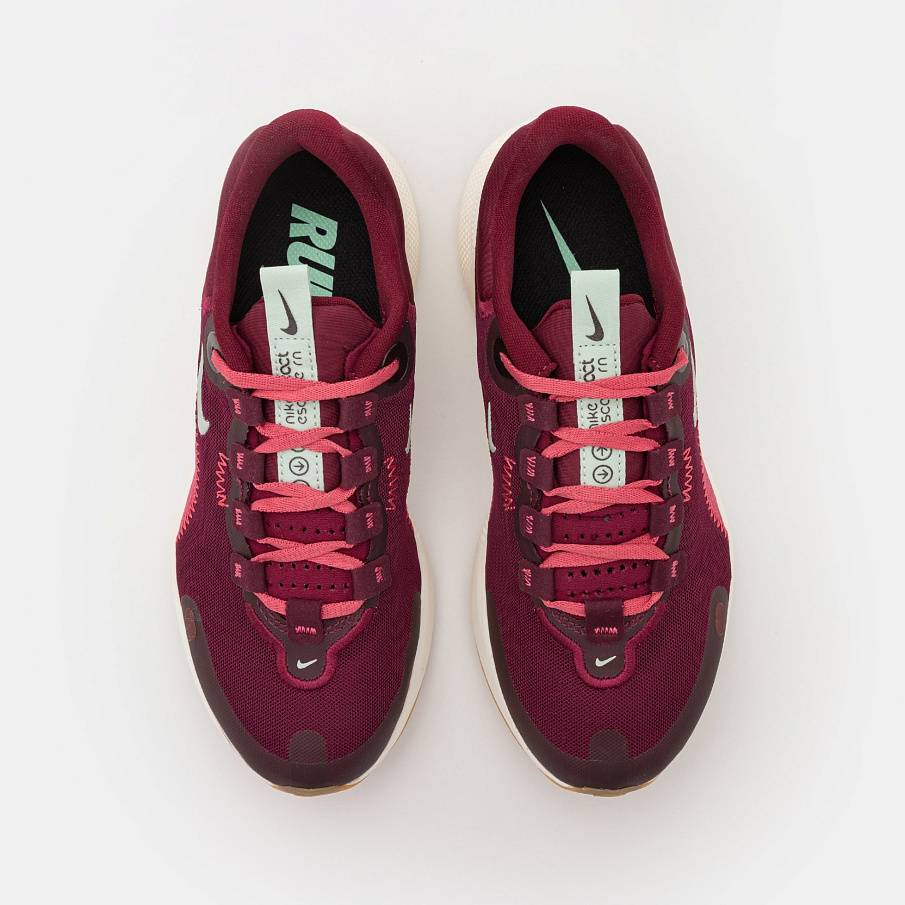 Фото № 4 с приближением к товару «‎Nike React Escape»