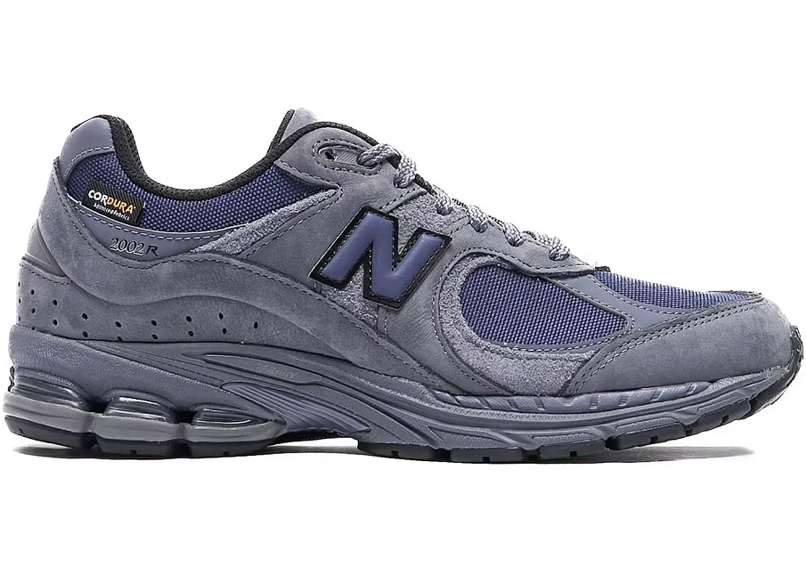 Фото № 1 с приближением к товару «‎New Balance 2002R»