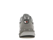 Фото № 4 с приближением к товару «‎New Balance 990v4»