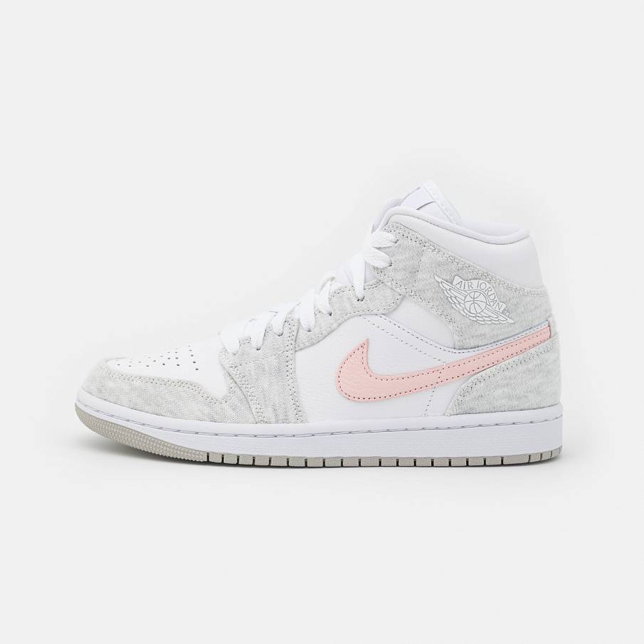 Фото № 1 с приближением к товару «‎Jordan Air 1 SE V3 »