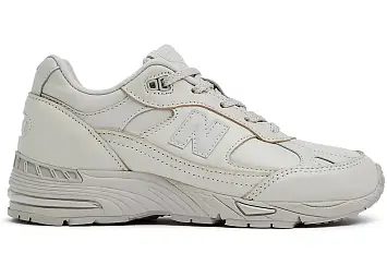 New Balance 991