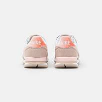 Фото № 3 с приближением к товару «‎Nike Internationalist »