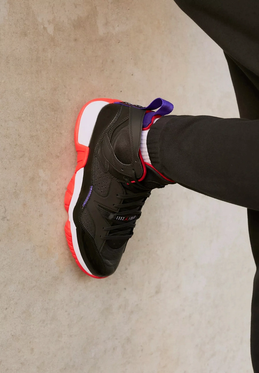 Фото № 3 с приближением к товару «‎JUMPMAN TWO TREY»