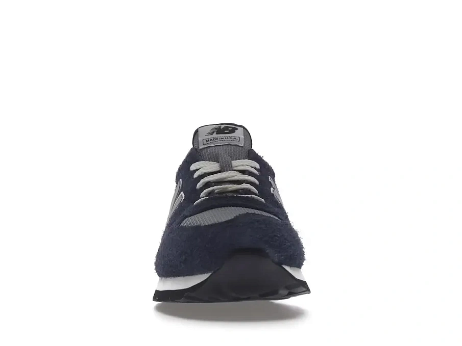 Фото № 2 с приближением к товару «‎New Balance 990v1»